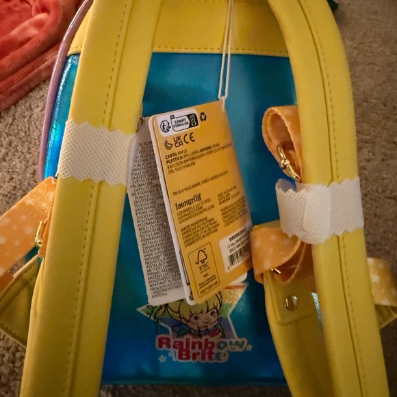THROWBACK Rainbow Brite Loungefly Mini Backpack - Picture 5 of 6